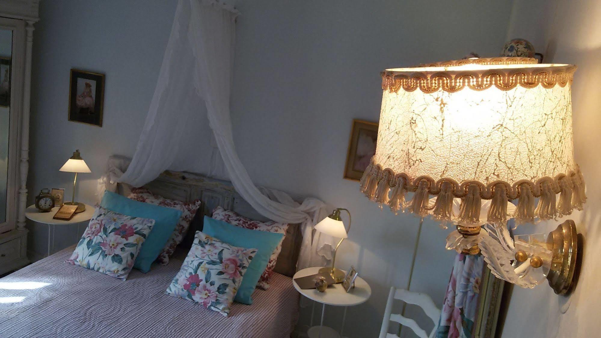 L'Ile Aux Mimosas Bed and Breakfast Tautavel Eksteriør billede
